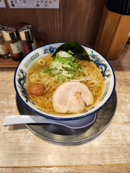 「朝ラーメン」@舎鈴 エキュート赤羽店の写真