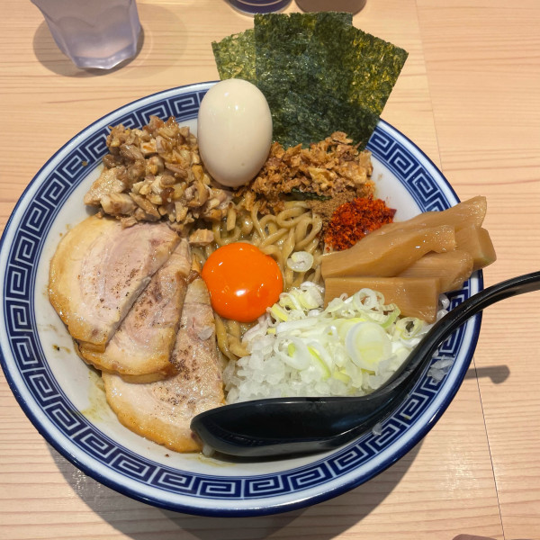 「特製カレーまぜそば」@狼煙 浦和店の写真