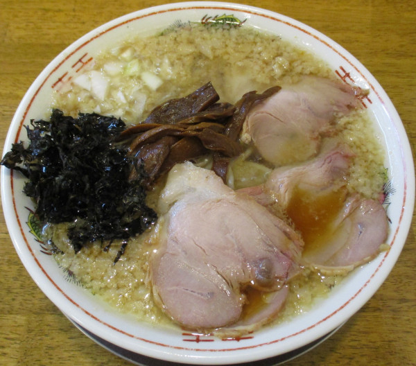 「背脂煮干中華そば　950円」@背脂煮干中華そば 我武者羅 初台店の写真