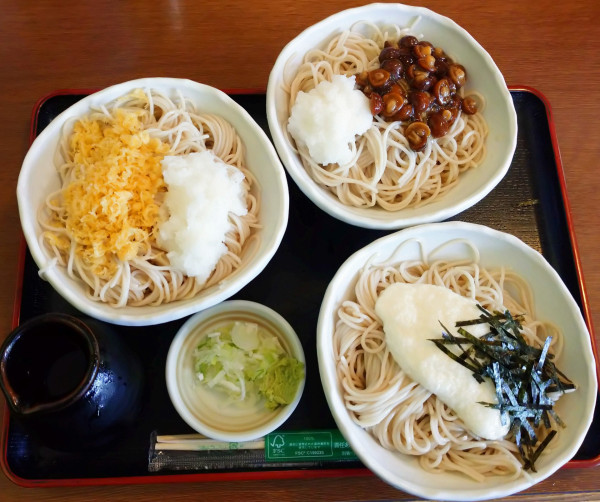 「三色そば（950円）」@そば処 ゆう月の写真