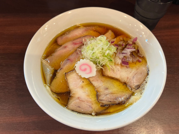 「ヤキブタ醤油そば」@麺乃はるの写真