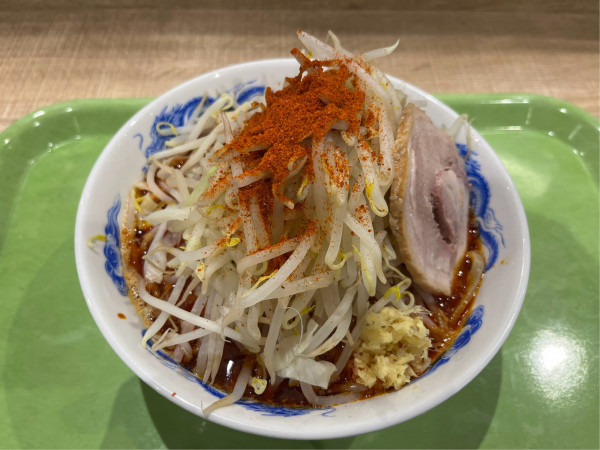 「炎獄ラーメン　4辛　940円」@ジャンクガレッジ カインズ朝霞店の写真