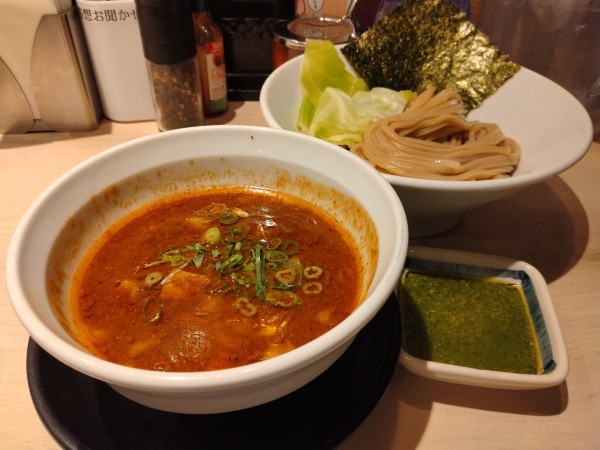 「海老味噌つけ麺 名古屋Ver.+バジルソース」@つけ麺 五ノ神製作所 名古屋驛麺通り店の写真