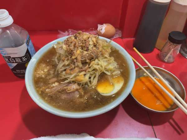 「ラーメン200gニンニク少し野菜チョイ増アブラチョイ増1050円」@ラーメン富士丸 明治通り都電梶原店の写真