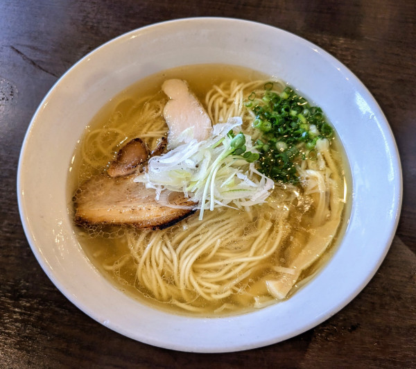 「鶏塩そば」@麺屋 くまがいの写真