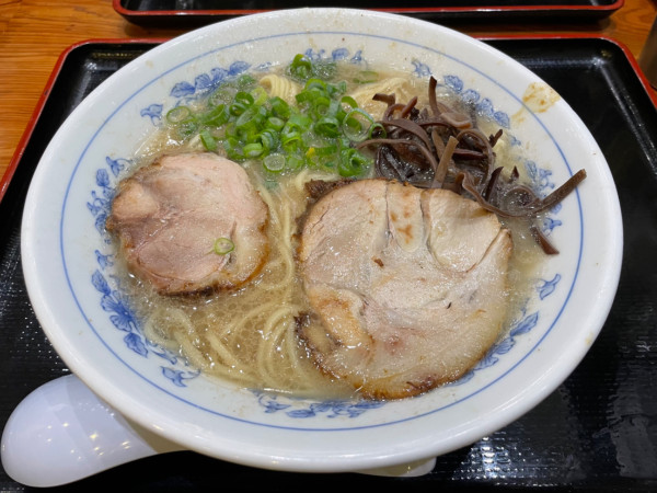 「釜炊き豚骨ラーメン」@松戸富田麺旦の写真