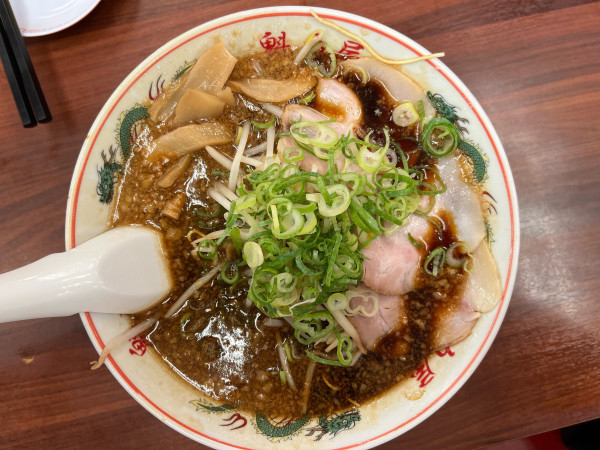 「漆黒醤油」@ラーメン魁力屋 五反田店の写真