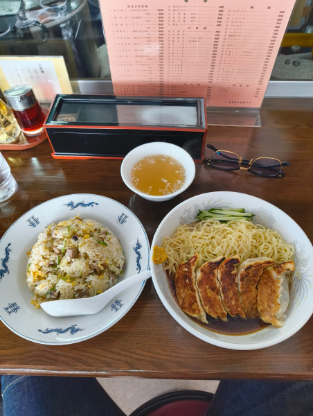 「餃子冷メン　750円」@まんぷく亭の写真