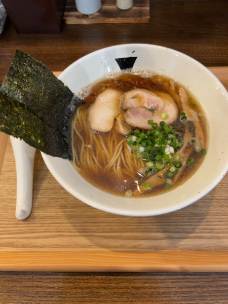 「煮干しそば正油(930円)」@煮干しそば おおきにの写真