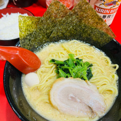 横浜家系ラーメン 赤家 聖蹟桜ヶ丘店の画像
