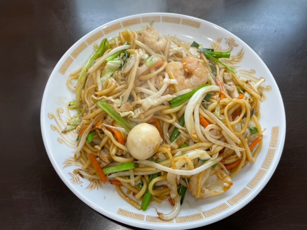 「ランチメニュー　￥８００」@中華料理 栄徳の写真