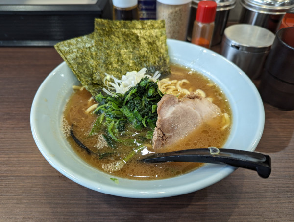 「らーめん」@横浜家系らーめん 侍 上野店の写真