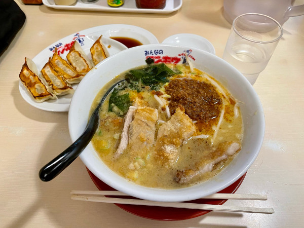 「肉揚げタンメン770円+餃子150円+替え玉180円」@テンホウ 松本渚店の写真