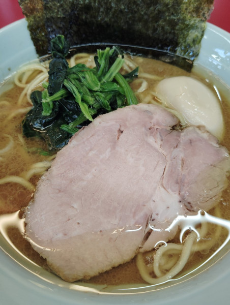 「ラーメン 朝サービス味玉」@横浜ラーメン 武蔵家 大宮店の写真