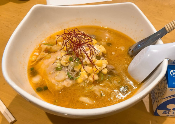 「手打ちミルクみそラーメン」@牛乳屋食堂の写真