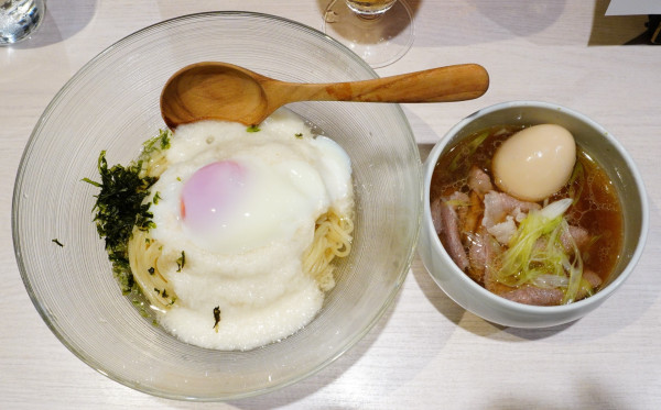 「【限定】黒毛和牛のとろろつけ麺＋和牛肉盛り＋味玉＋生ビール」@柳麺 呉田-goden-の写真