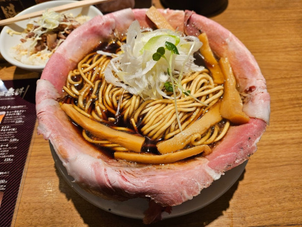 「自由 TOKYO」@ラーメン大戦争TOKYOの写真