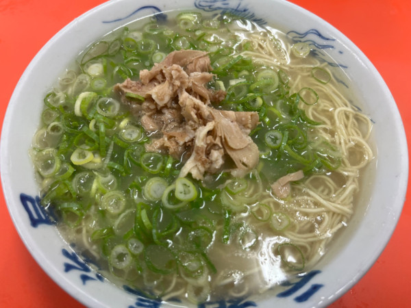 「ラーメン、ベタナマ、ネギ多め、替玉、替え肉」@元祖 長浜屋の写真