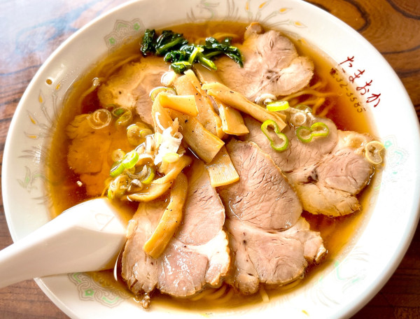 「チャーシューラーメン（800円）」@たまおか食堂の写真
