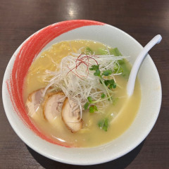 鶏白湯ラーメン 鶏林の画像