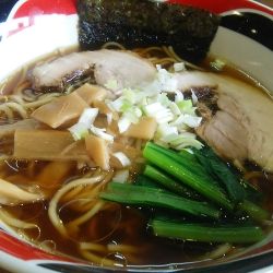 らー麺（醤油） 780円＋ごはん 100円