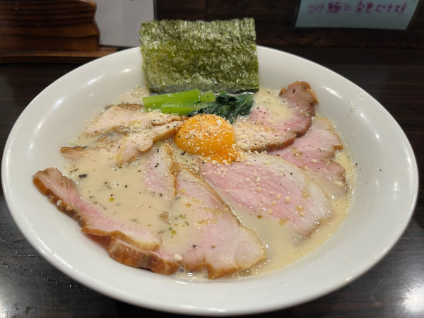 「鶏ボナーラ+肉増し」@横道の写真