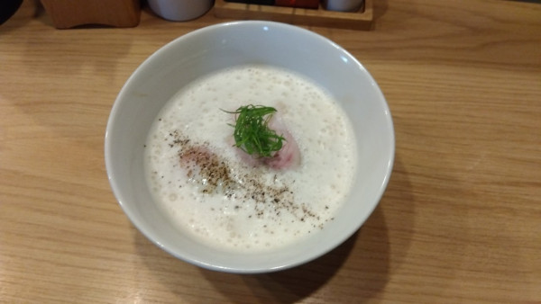 「トリュフ味噌󠄀crema」@らーめんMAIKAGURAの写真