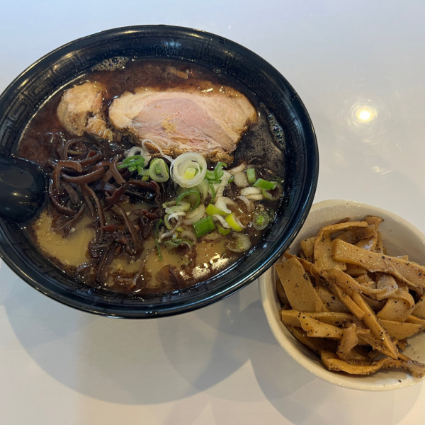 熊本ラーメン 麺王 - 坂戸 | ラーメンデータベース