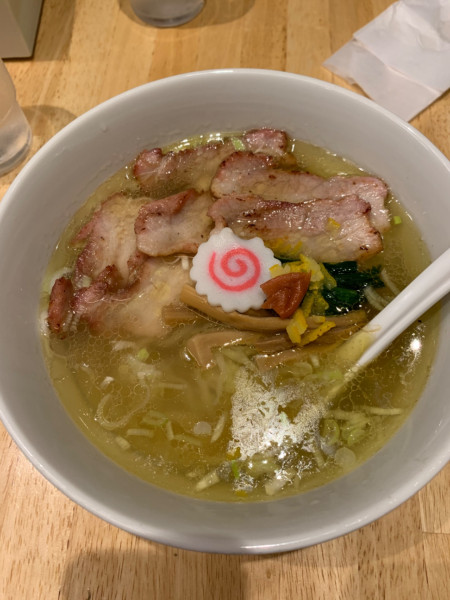 「塩ラーメン」@とら食堂 福岡分店の写真