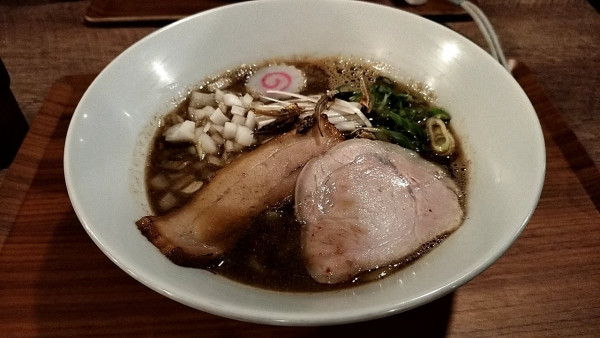 「煮干し中華そば（醤油）」@駅前中華そば だるまやの写真