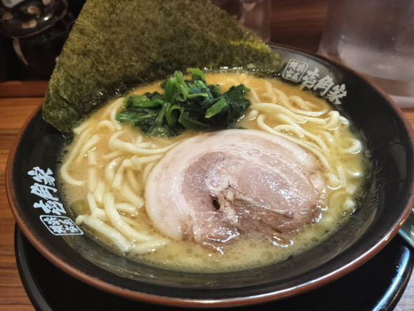 「ラーメン」@横浜家系ラーメン 壱角家 上野店の写真