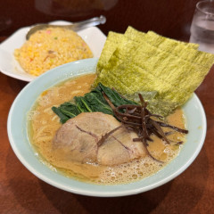 横浜ラーメン 壱鉄家の画像