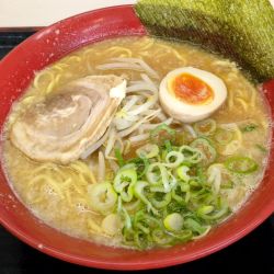 にんたま味噌ラーメン