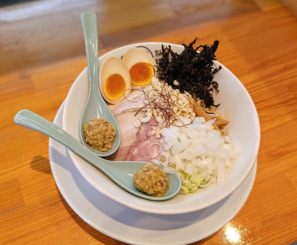 「ししとう風味の冷やしまぜそば【期間·数量限定】」@ニボチャチャ！！ラーメン あらき軒の写真
