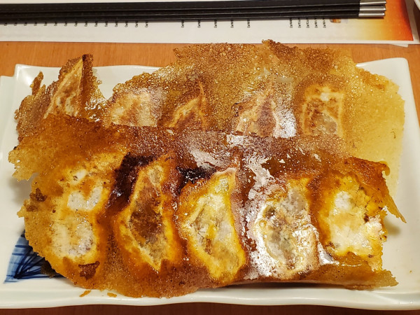 「しそ豚肉餃子、キムチ牛肉餃子」@食べ放題 餃子や 東神奈川店の写真