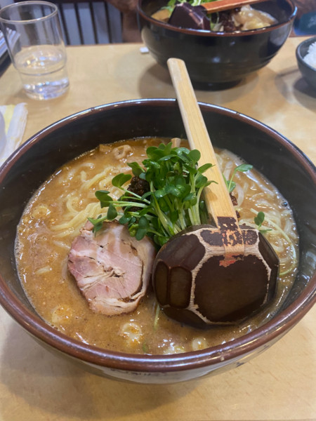 「麻醤めん」@らーめん 童童の写真