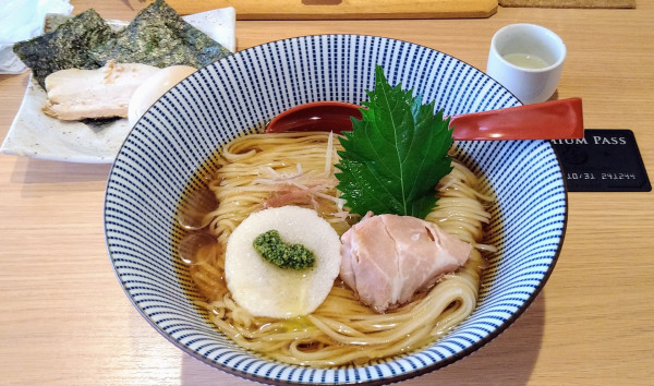 「【限定】特製 羅臼昆布の冷しとろみそば」@焼きあご塩らー麺 たかはし 大船店の写真