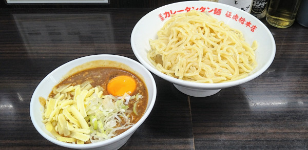 「【限定】スタミナスパイシーカレーつけ麺(大)」@元祖カレータンタン麺 征虎 総本店の写真