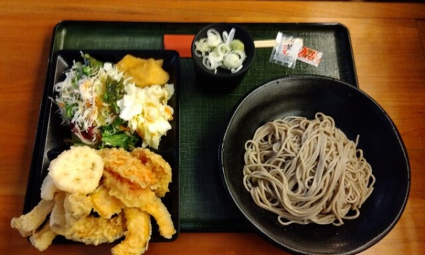 「10割そば 並盛り」@石臼十割そば森久の写真