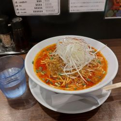 冷やし担々麺・5辛・大盛