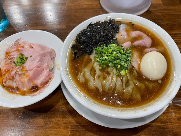 「魚介豚骨ラーメン」@無冠 阿佐ヶ谷の写真