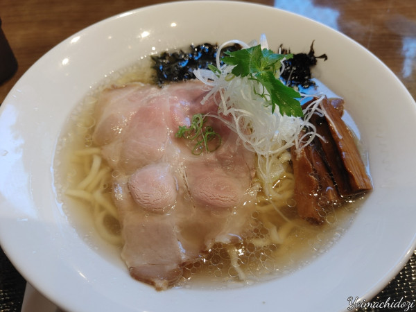 「貝と魚のあら炊き中華そば（朝Ver.：700円）」@Fishmenの写真