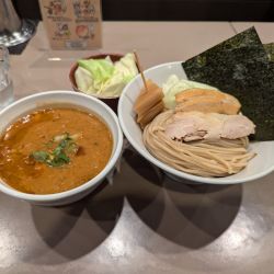 特製海老みそつけ麺　キャベツ