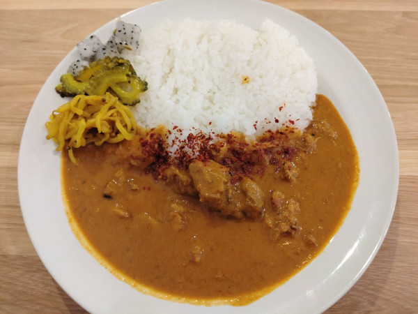 「ポークビンダルー（８００円）＋α＝８７０円　※」@モチヅキカレーの写真