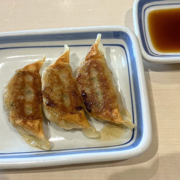「餃子3個(シネマdeサービス)他」@リンガーハット イオンモール千葉ニュータウン店の写真