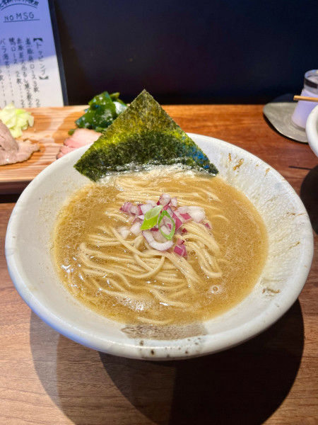 「豚骨強めのクレイジーハウス」@NATURAL TASTEの写真