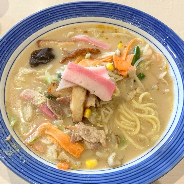 「長崎ちゃんぽん麺少なめ700円他」@リンガーハット イオンモール千葉ニュータウン店の写真