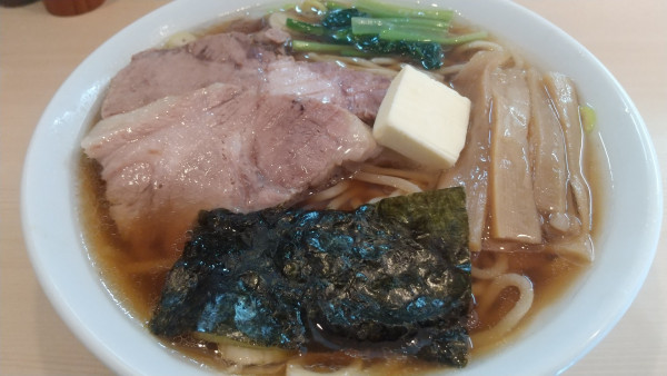 「らーめん チャーシュー1枚 バター」@らあめん 満家の写真