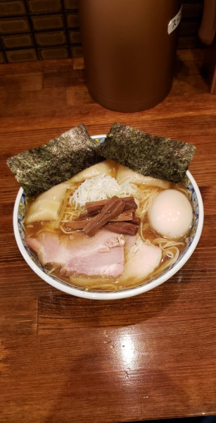 「奈つやのもちもち雲呑味玉中華そば」@奈つやの中華そばの写真