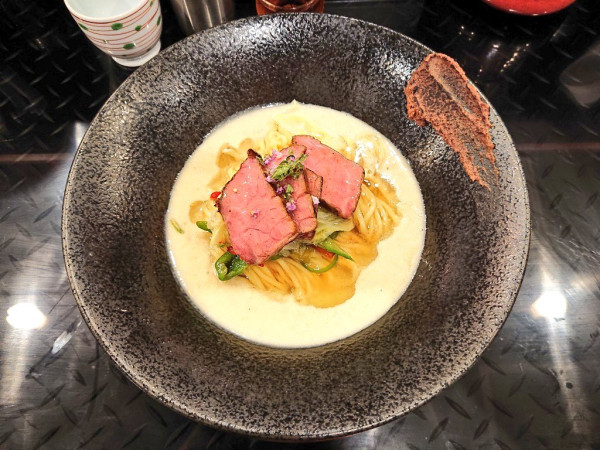 「八咫烏和麺2024 Delusion:All 和牛と焼き茄子」@トーキョーニューミクスチャーヌードル 八咫烏 CHIKARABOの写真